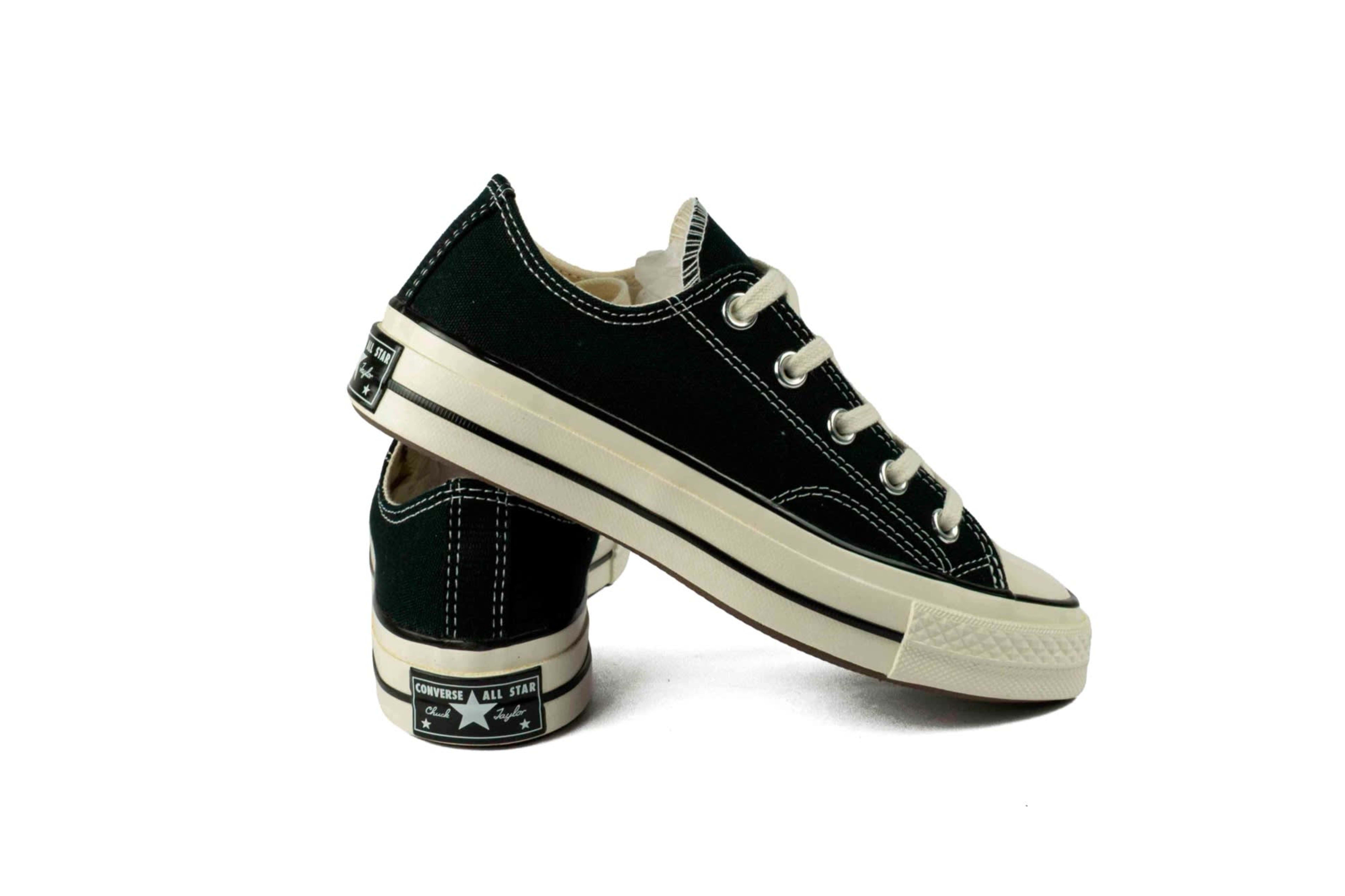 TENIS CONVERSE CHUCK TAYLOR 70S NEGRA vista 4