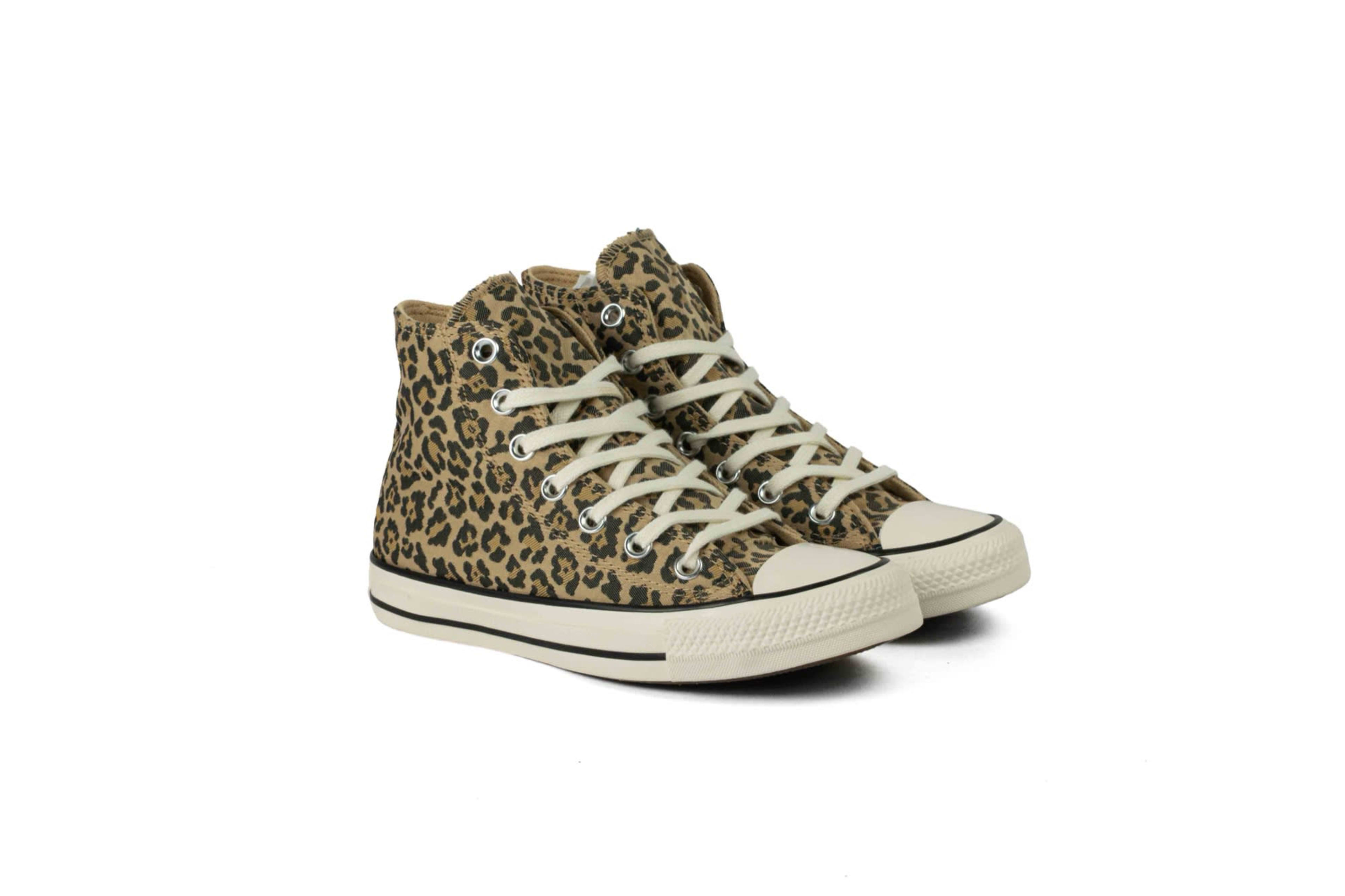 BOTA CONVERSE ANIMAL PRINT CLÁSICA CAQUI/NEGRO vista 1