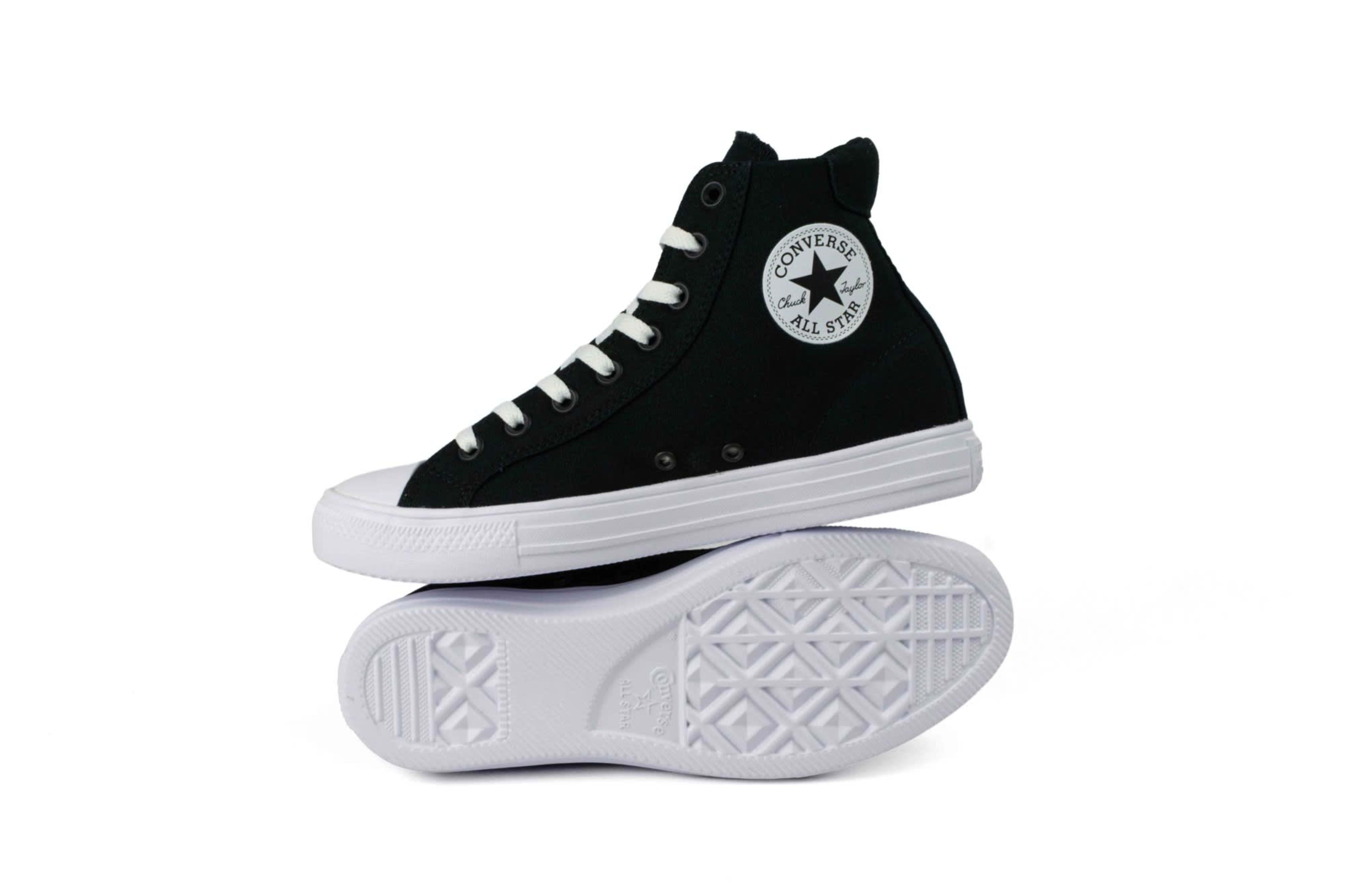 MEDIA BOTA CONVERSE CHUCK TAYLO ULTRA LIVIANA NEGRA vista 6
