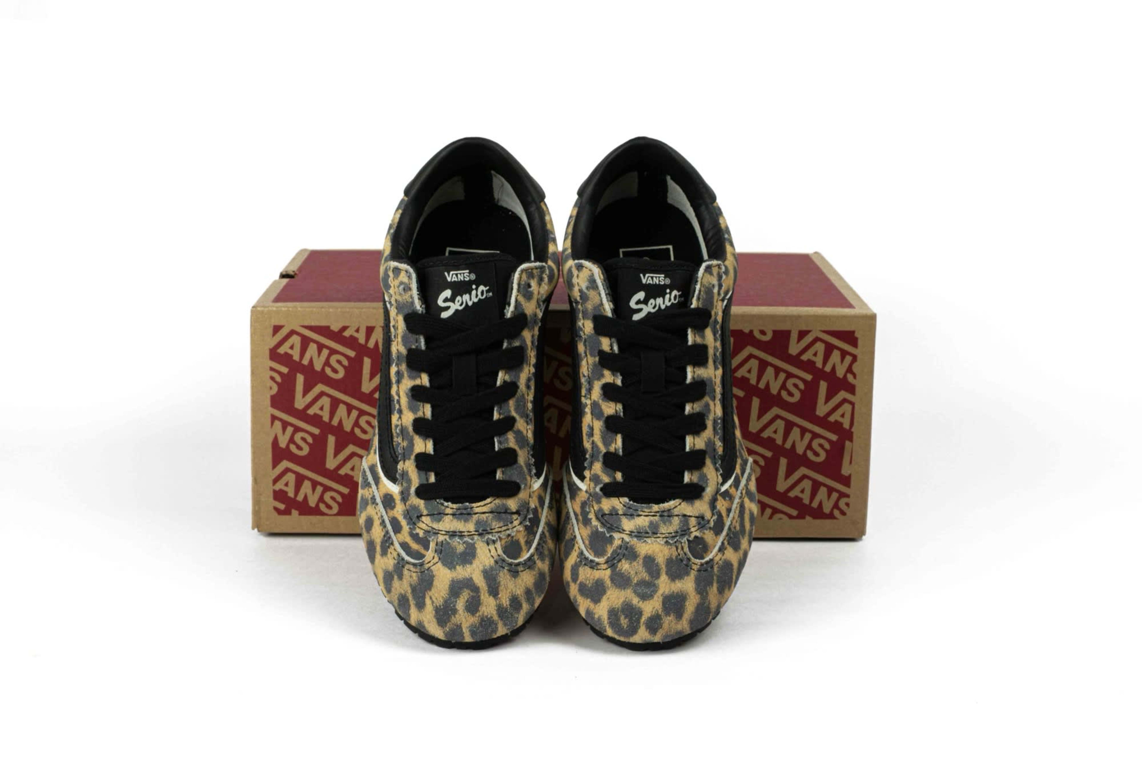 TENIS VANS SUPER LOWPRO UNIEX "LEOPARD BLACK" vista 5