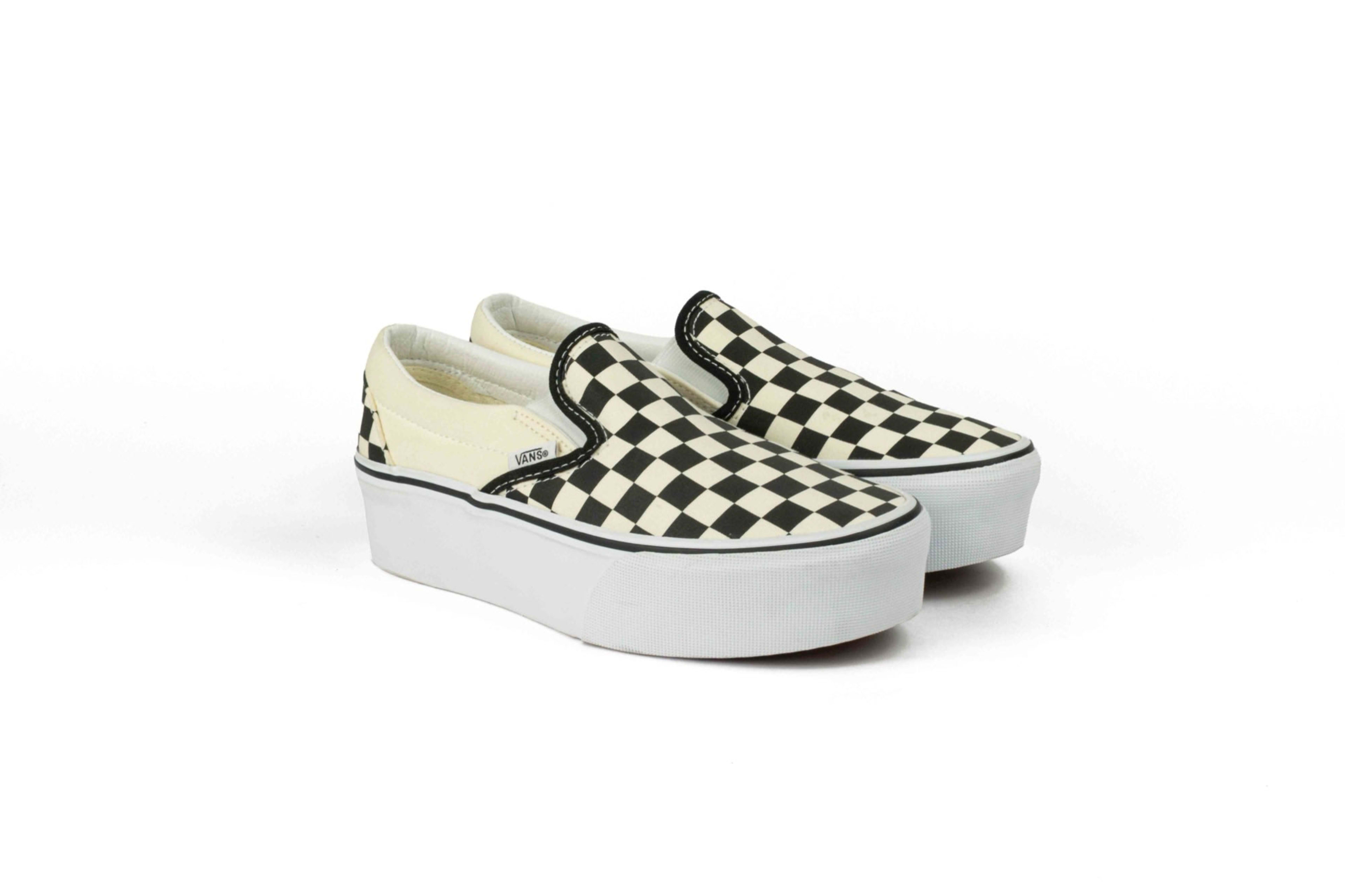 TENIS VANS SLIP ON PLATAFORMA CUADROS NEGRO BLANCO vista 1