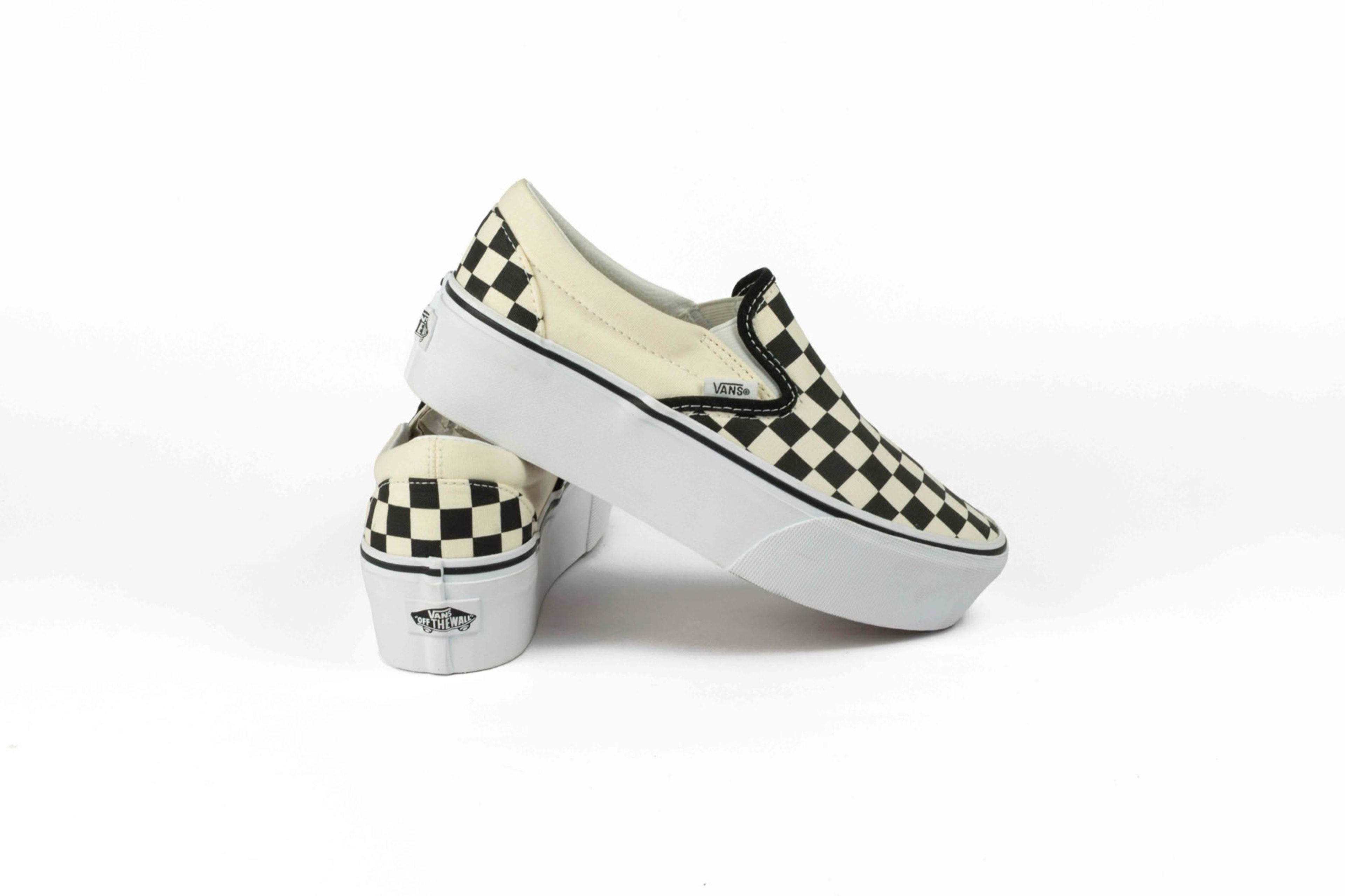 TENIS VANS SLIP ON PLATAFORMA CUADROS NEGRO BLANCO vista 5