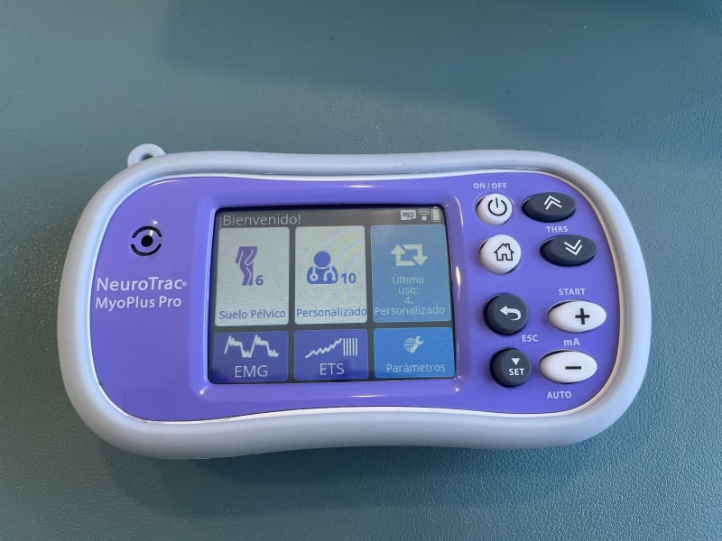 Dispositivo de biofeedback muscular NeuroTrac MyoPlus Pro para la reeducación del suelo pélvico