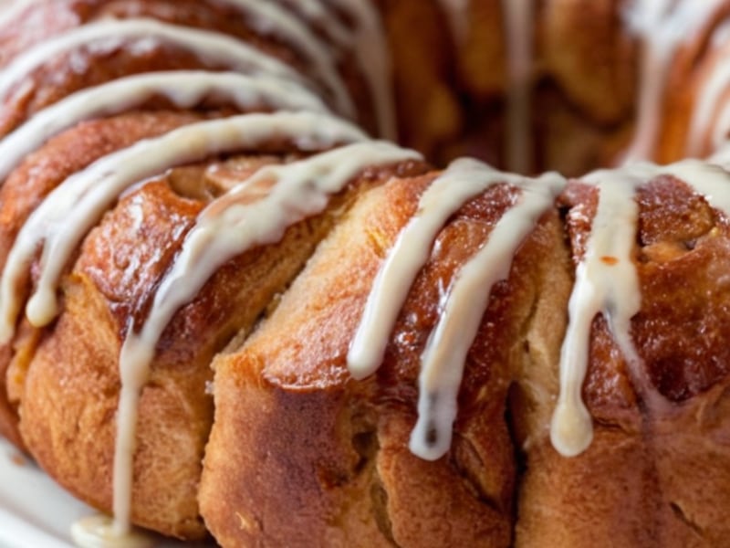 Pull-Apart Cinnamon Roll Monkey Bread for Lazy Sundays close-up