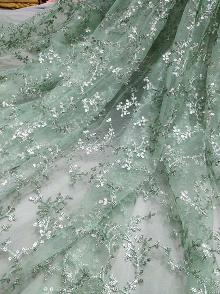 Champagne Luxury Beadwork Export - Intricate Crystal Embellished Couture for Global Elite Markets