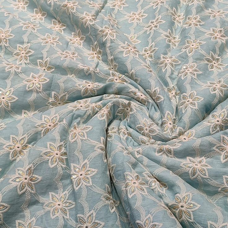 Regal Cream Gold Brocade Export - Imperial Wedding Textiles for Global Bridal Luxury