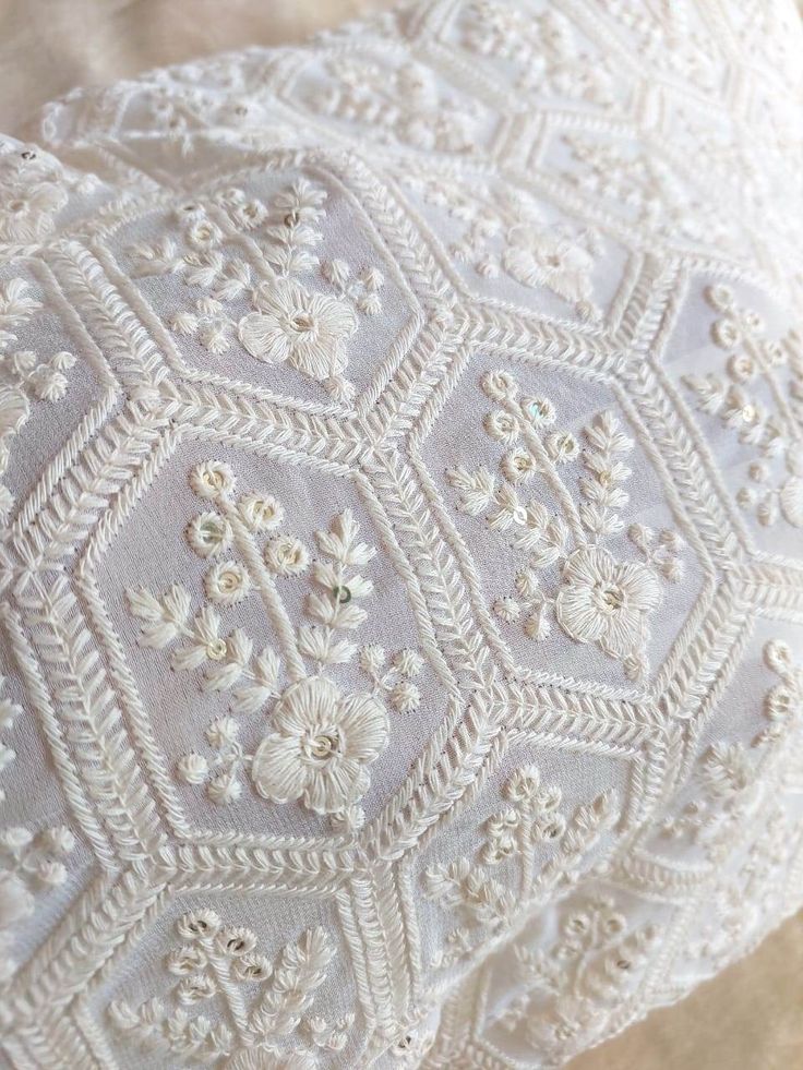 Luxurious Navy Heritage Embroidery Export - Traditional Craft for Global Elite Collections