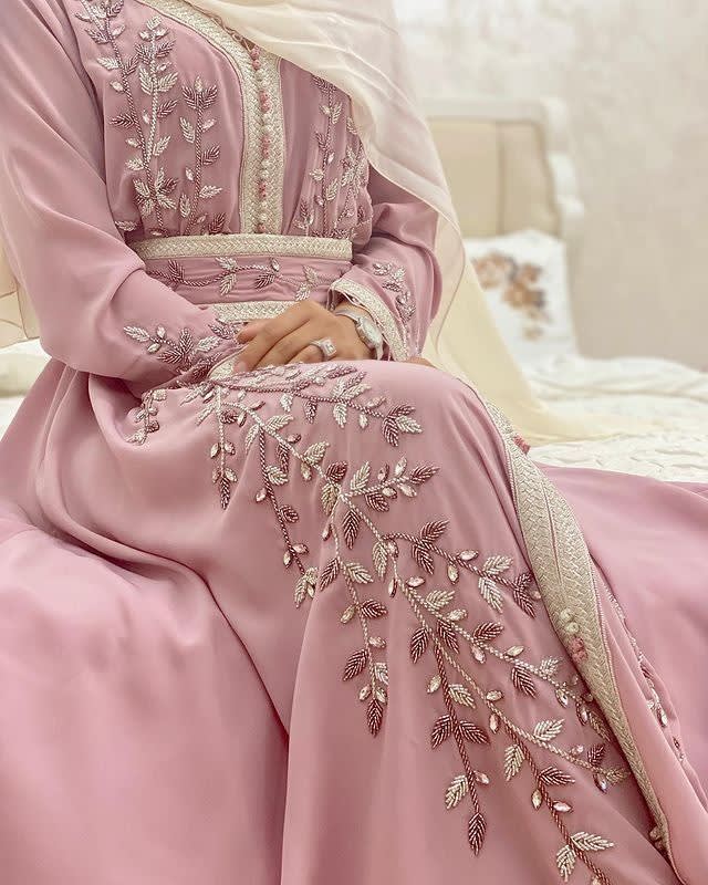 Zardozi Embroidery Export Royal - Golden Thread Imperial Collections