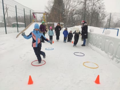 На территории муниципальной пожарной части «Максимовка» состоялись «Зимние забавы»
