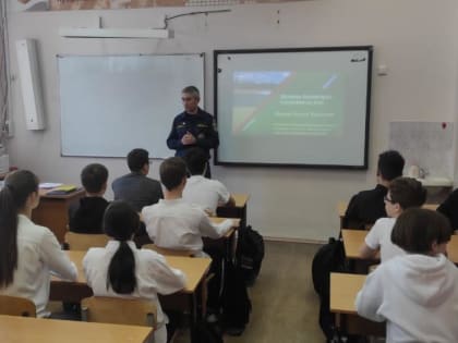 Урок безопасного купания для школьников района