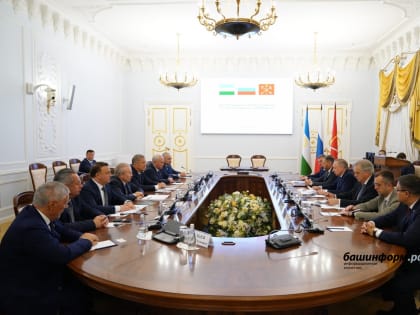 Глава Башкирии и губернатор Санкт-Петербурга обсудили возможности межрегионального сотрудничества