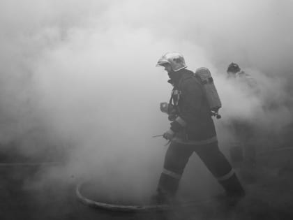 В Башкирии мужчина и женщина растапливали баню бензином и обгорели в пожаре