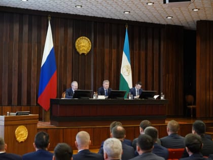 Радий Хабиров поручил муниципалитетам республики поддерживать участников СВО