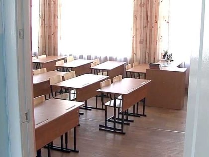 В Минпросвещения рассказали, вернут ли в школы маски и дистант из-за ковида, гриппа и ОРВИ