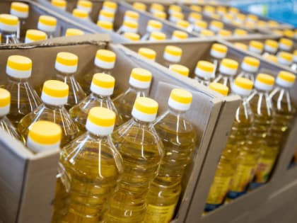 Из Башкирии в Китай отгрузили больше 2000 тонн подсолнечного масла