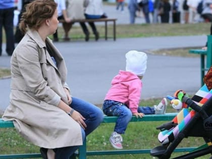 В помощь маме: все что нужно знать о декретном отпуске в 2023 году