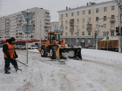 Мэру Уфы вынесли представление из-за плохой уборки снега