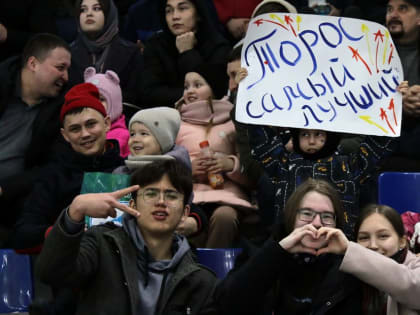 Хоккейный праздник продолжается