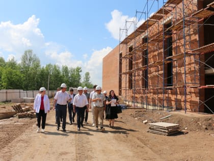 В Уфе  проинспектировали строительство школы в Кузнецовском затоне