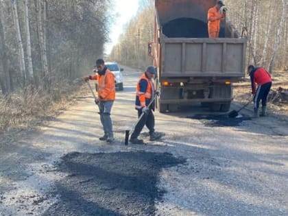 На  дорогах Башкирии за сутки отремонтировали более 2 тысяч ям