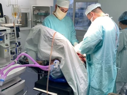 В Башкирии врачи извлекли из печени пациентки огромного ленточного червя