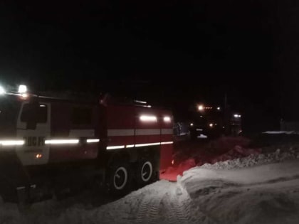 В Учалинском районе Башкирии загорелся дом многодетной семьи