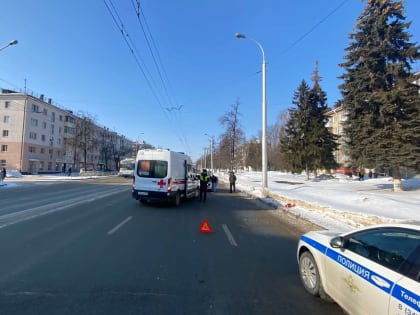 В Уфе женщина на "Мазде" сбила пешехода