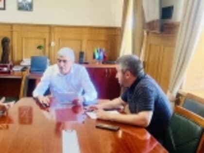 Глава Новолакского района Мамати Гамзатов провел личный прием граждан