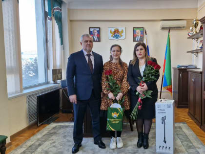 Подарок на день рождение маме от Президента страны Владимира Путина