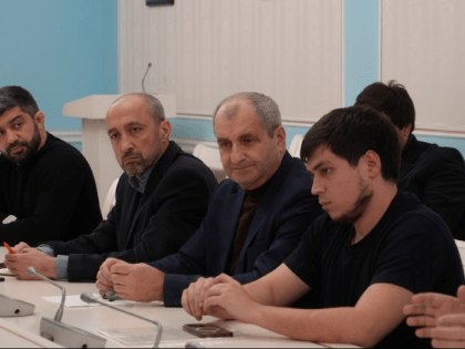 В администрации г. Махачкалы прошла рабочая встреча по вопросу затопления территории вокруг озера Ак-Гель