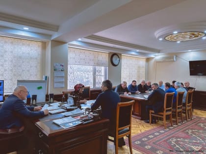 Глава Унцукульского района Иса Нурмагомедов провел очередное аппаратное совещание