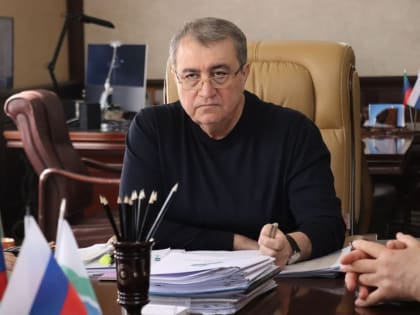 Мавсум Рагимов провел еженедельное совещание с заместителями и руководителями структурных подразделений