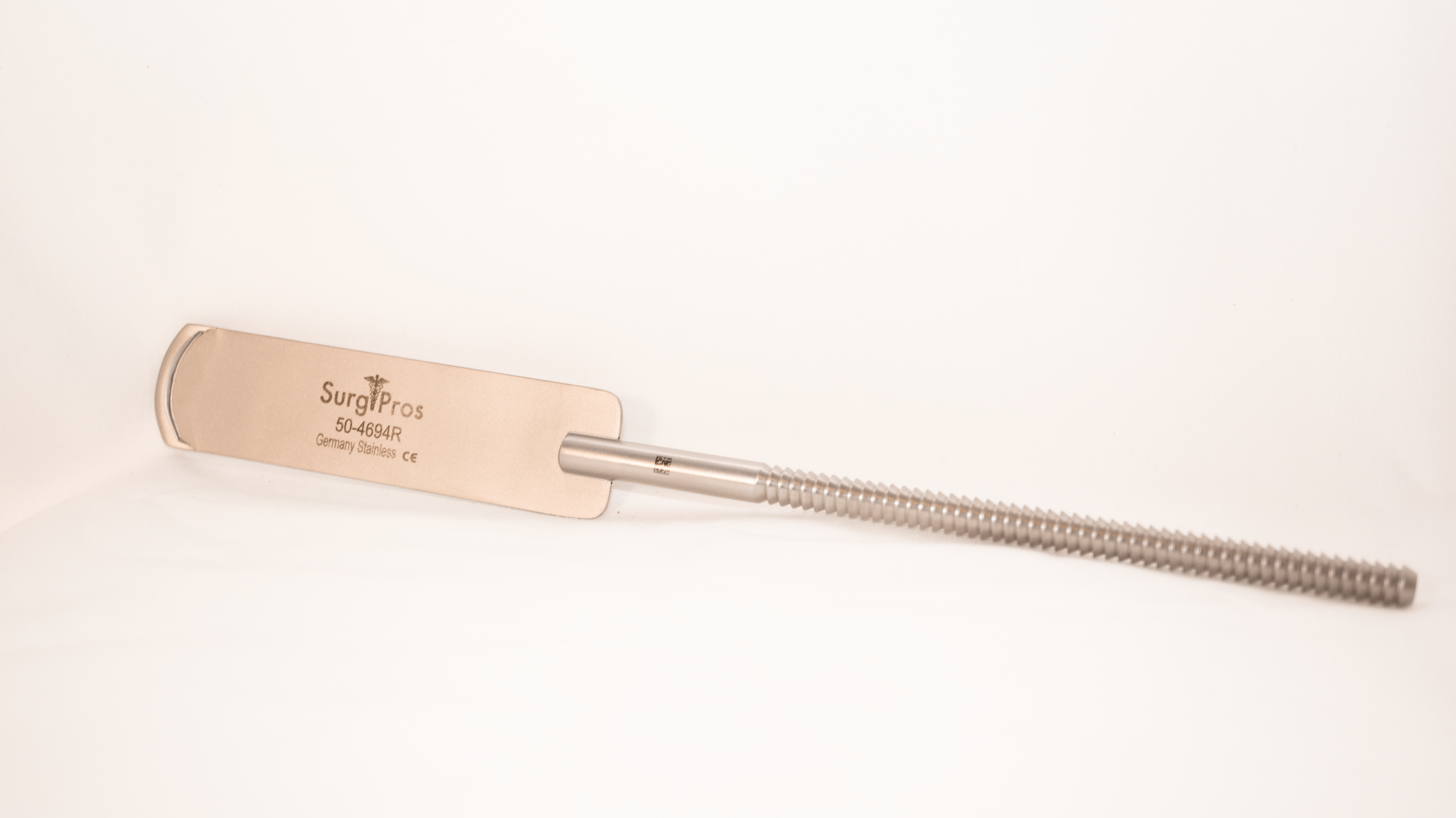 MALLEABLE RETRACTOR BLADE 1"X 4" W/ LIP ROUND GROOVES ROTATING
