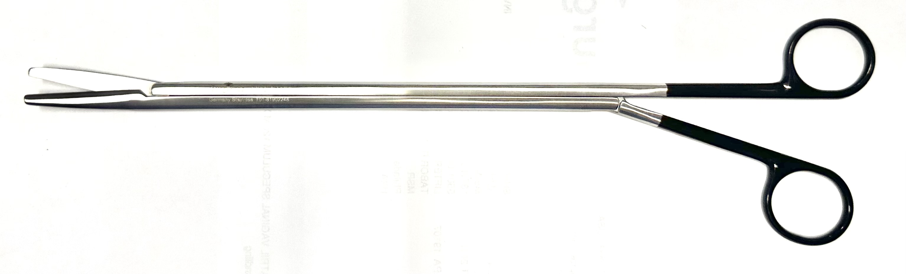 Thoracoscopic Metzenbaum Scissors (10 MM), curved left Super Cut™ wide blades, 3.5 cm blade length, black platinum ring handle, 7-3/4" working length, 11-1/2" total le