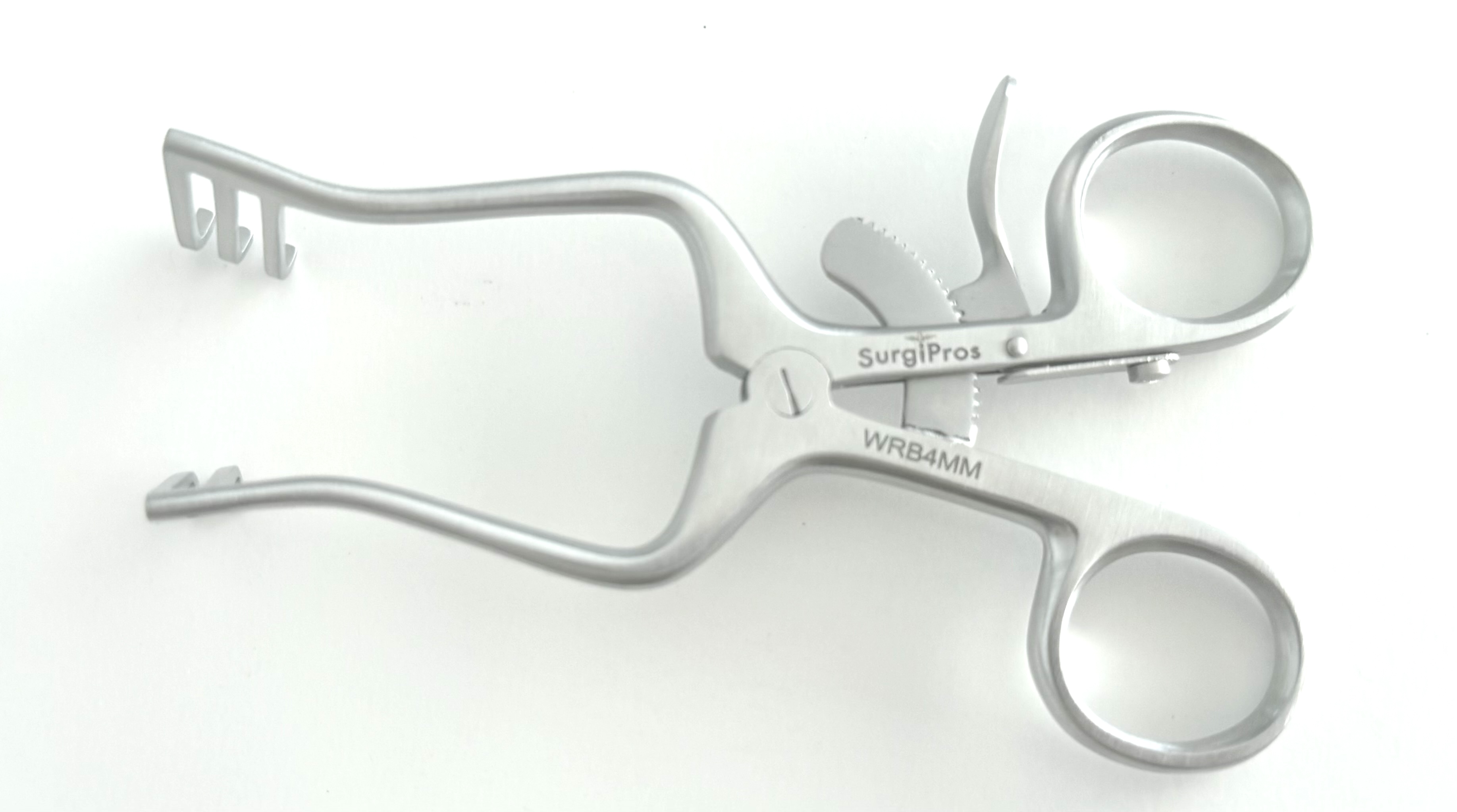 WEITLANER RETRACTOR 2x3 4MM DEEPER BLUNT 4 1/2"