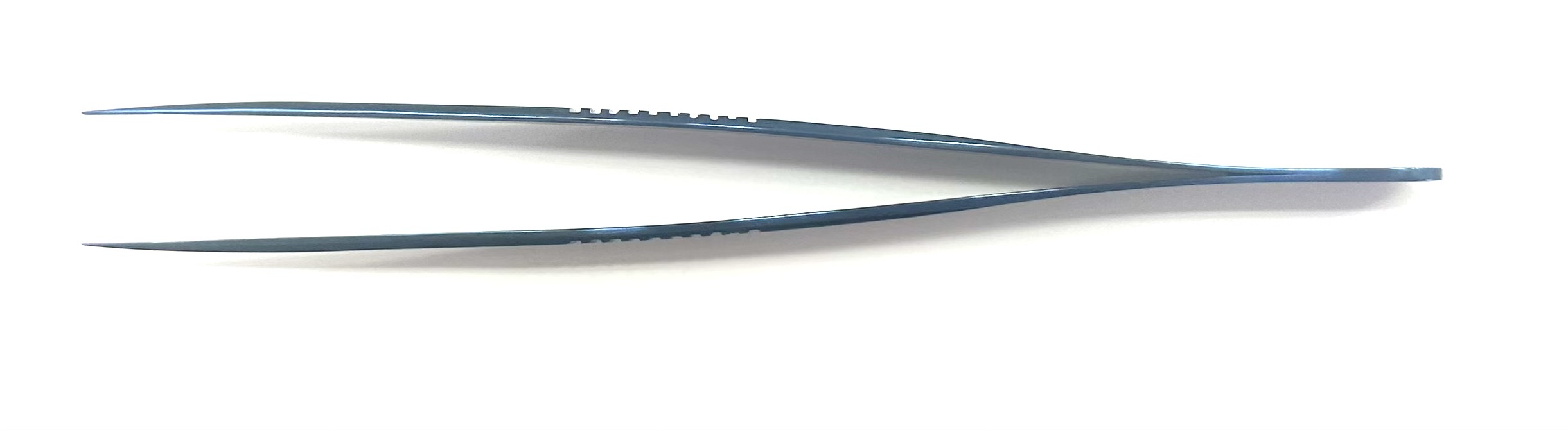 FORCEPS TITANIUM 13.5CM, FLAT HANDLE 9MM WIDE, STRAIGHT 0.3MM TIP, W/ TC, W/TYING PLATFORM