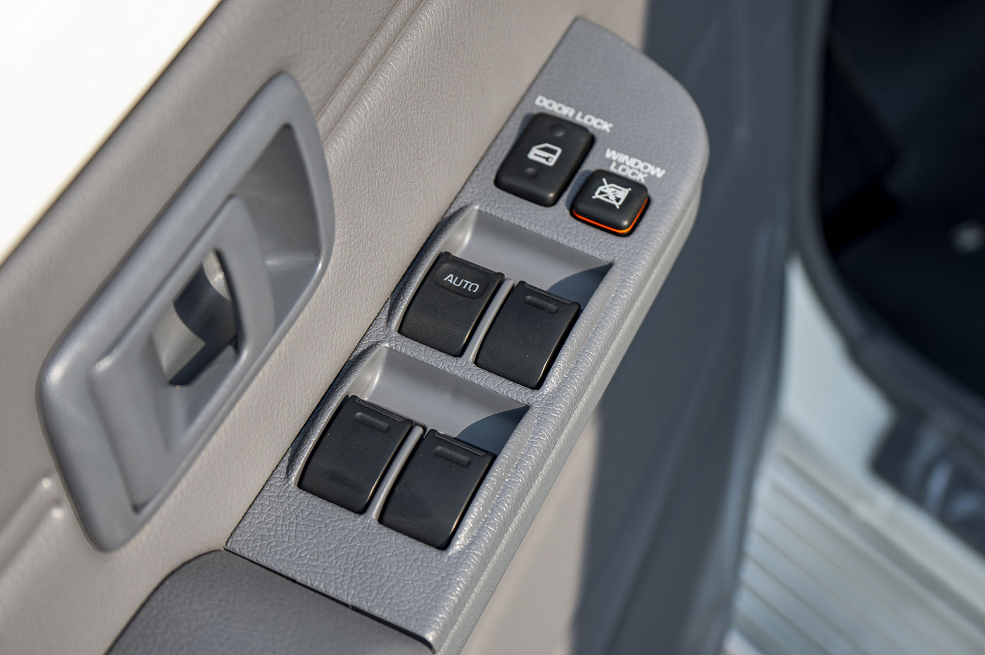 Thumbnail image of Toyota LC79 DC 4L 2025