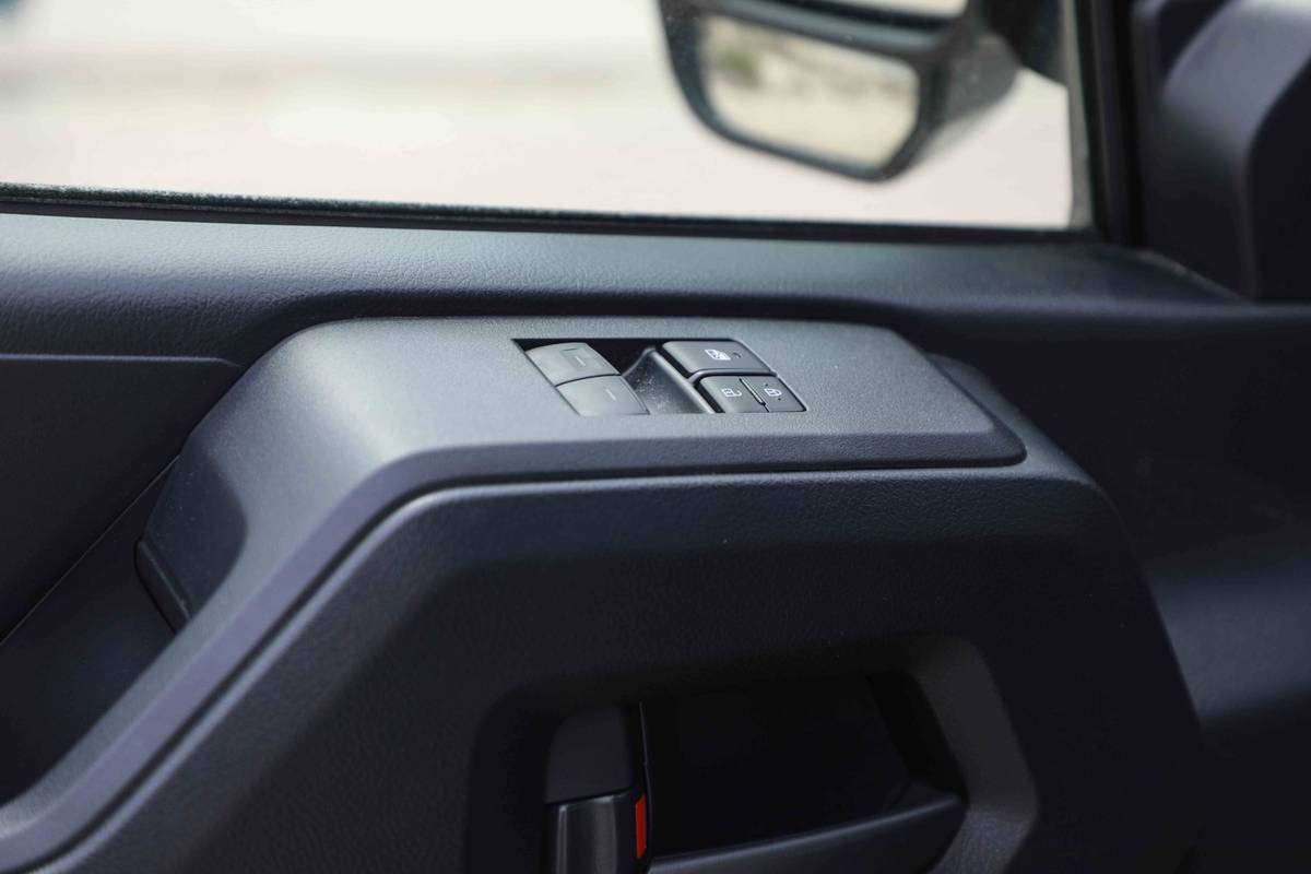 Thumbnail image of Toyota Hiace GL 3.5L 2025