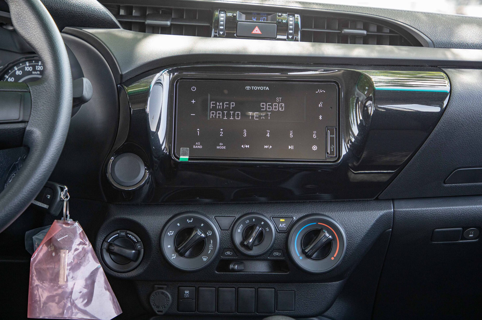 Thumbnail image of Toyota Hilux DSL 2.4L 2025