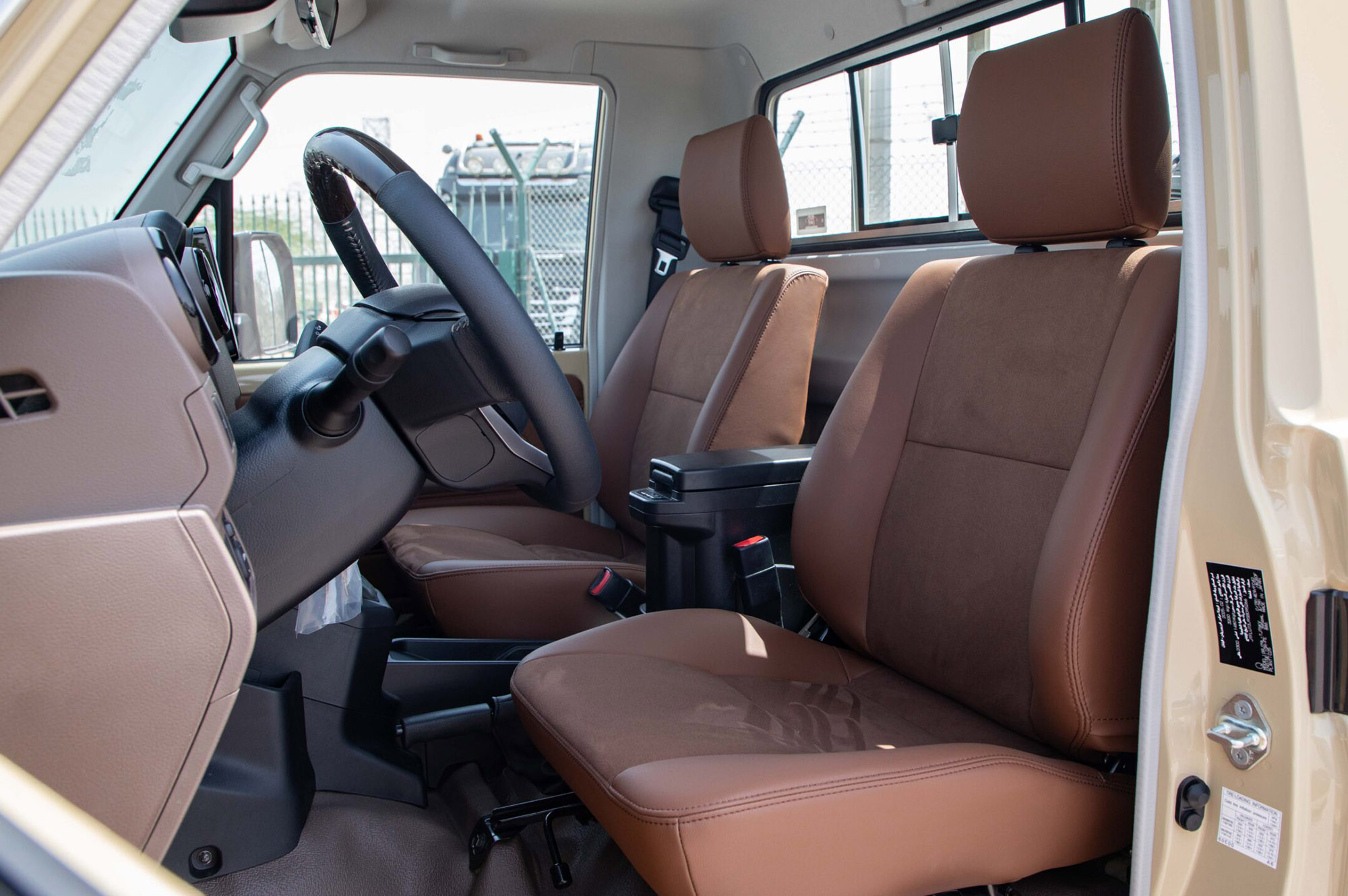 Thumbnail image of Toyota LC79 LX 4L 2025