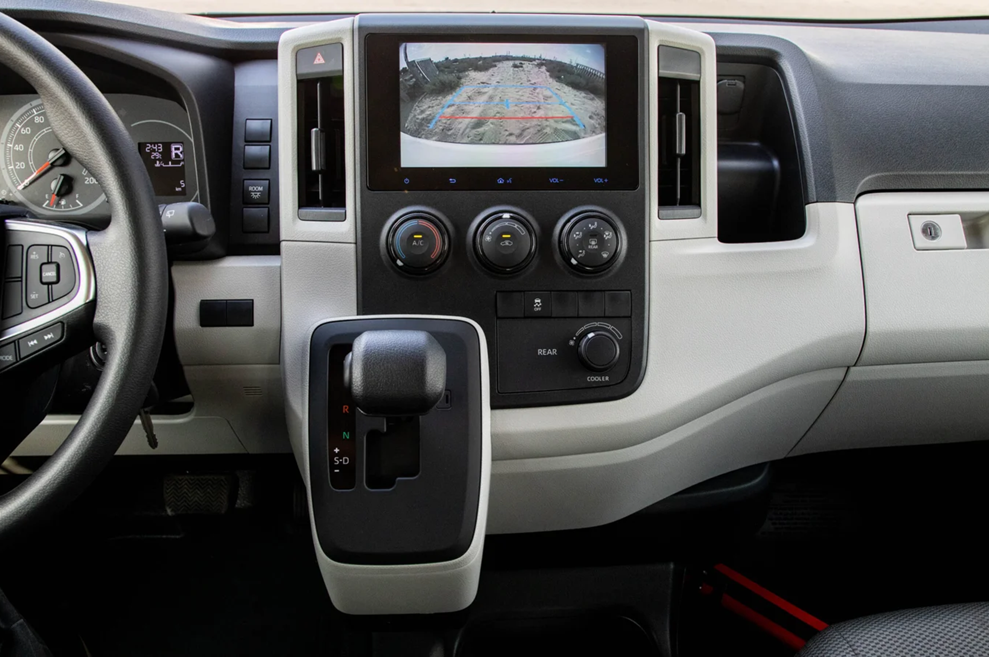 Thumbnail image of Toyota Hiace GL 3.5L 2025