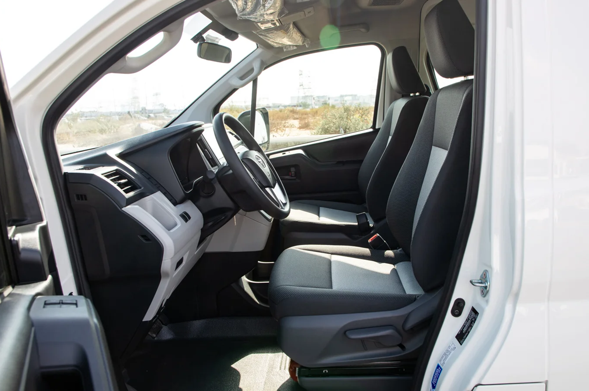 Thumbnail image of Toyota Hiace GL 3.5L 2025