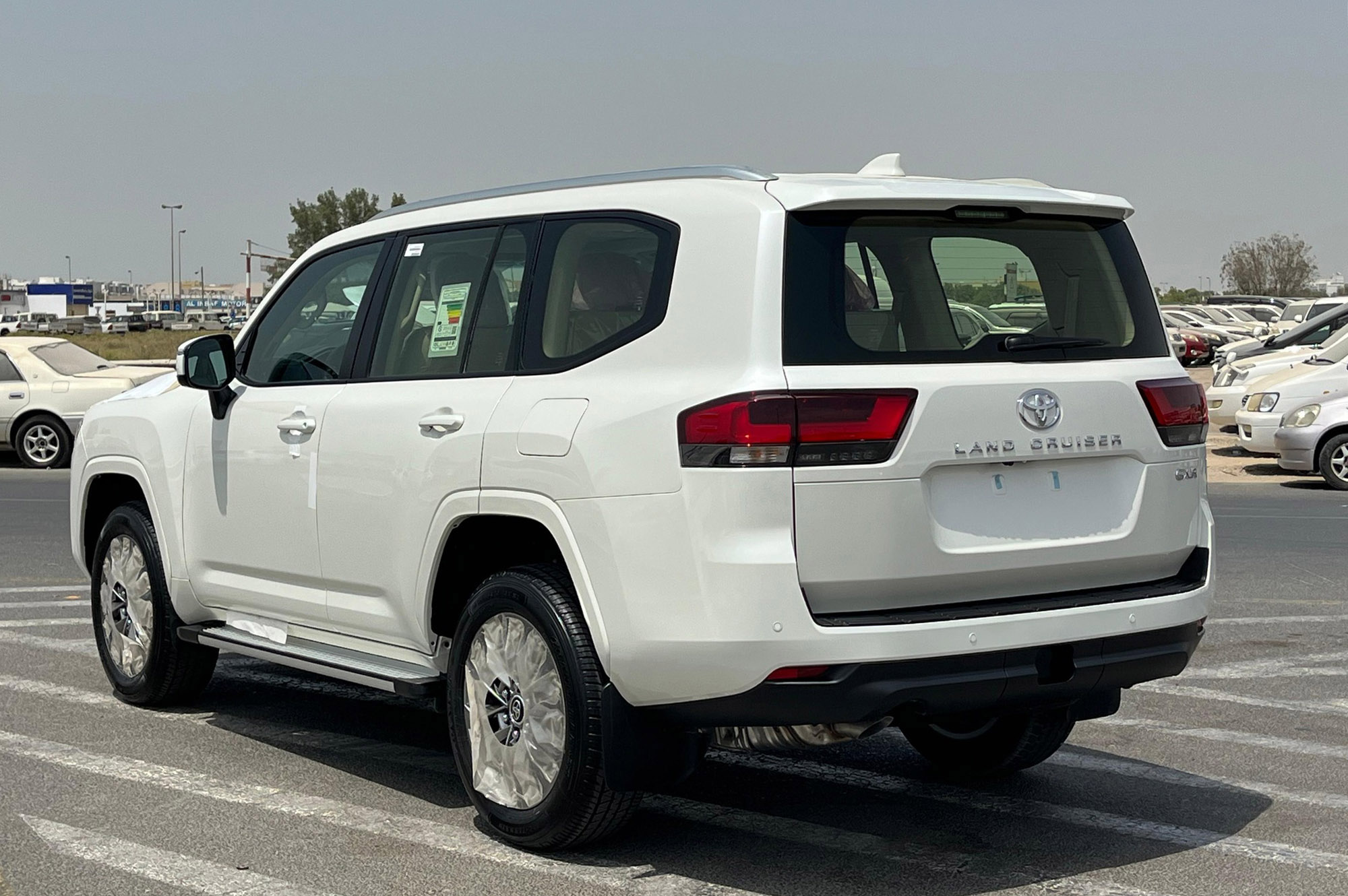 Thumbnail image of Toyota LC300 GXR 4L 2025