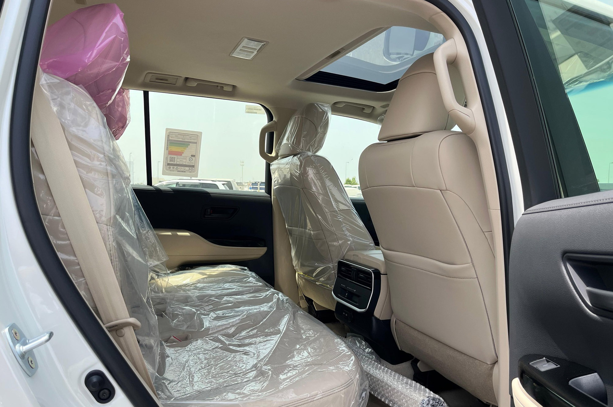 Thumbnail image of Toyota LC300 GXR 4L 2025