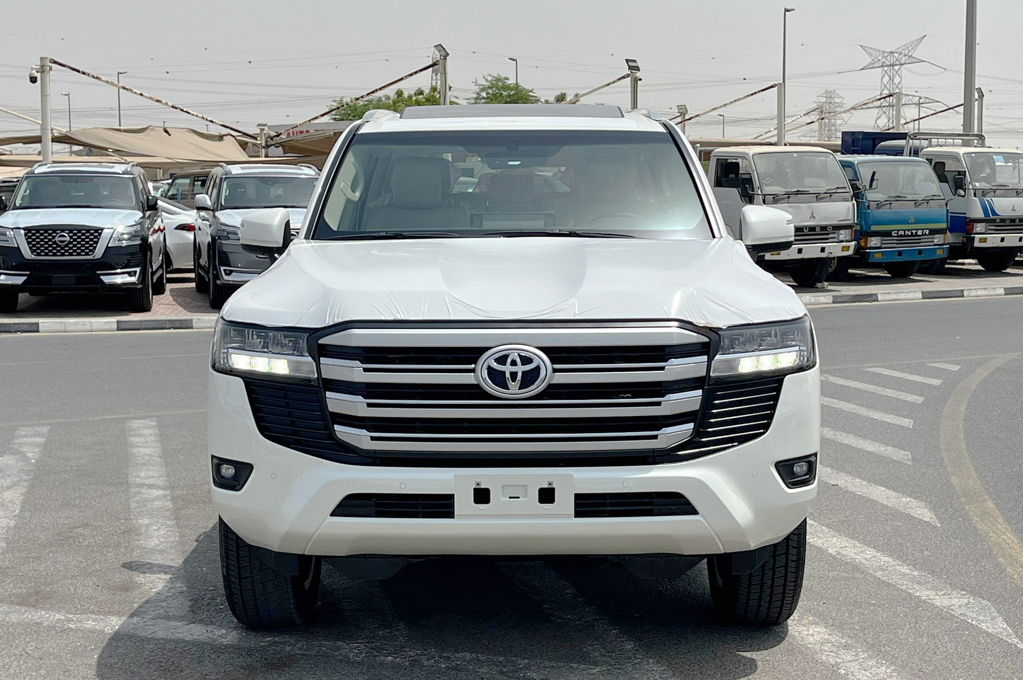 Thumbnail image of Toyota LC300 GXR 4L 2025