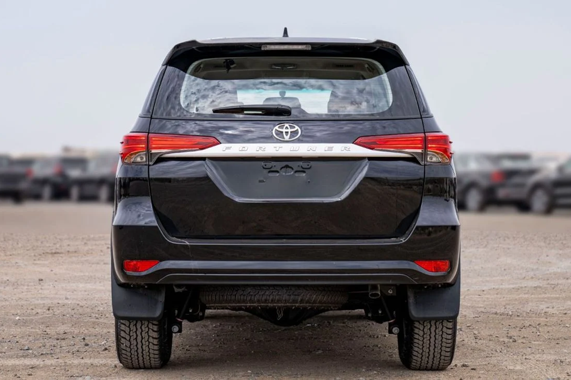 Thumbnail image of Toyota Fortuner 4x4 2.7L 2025