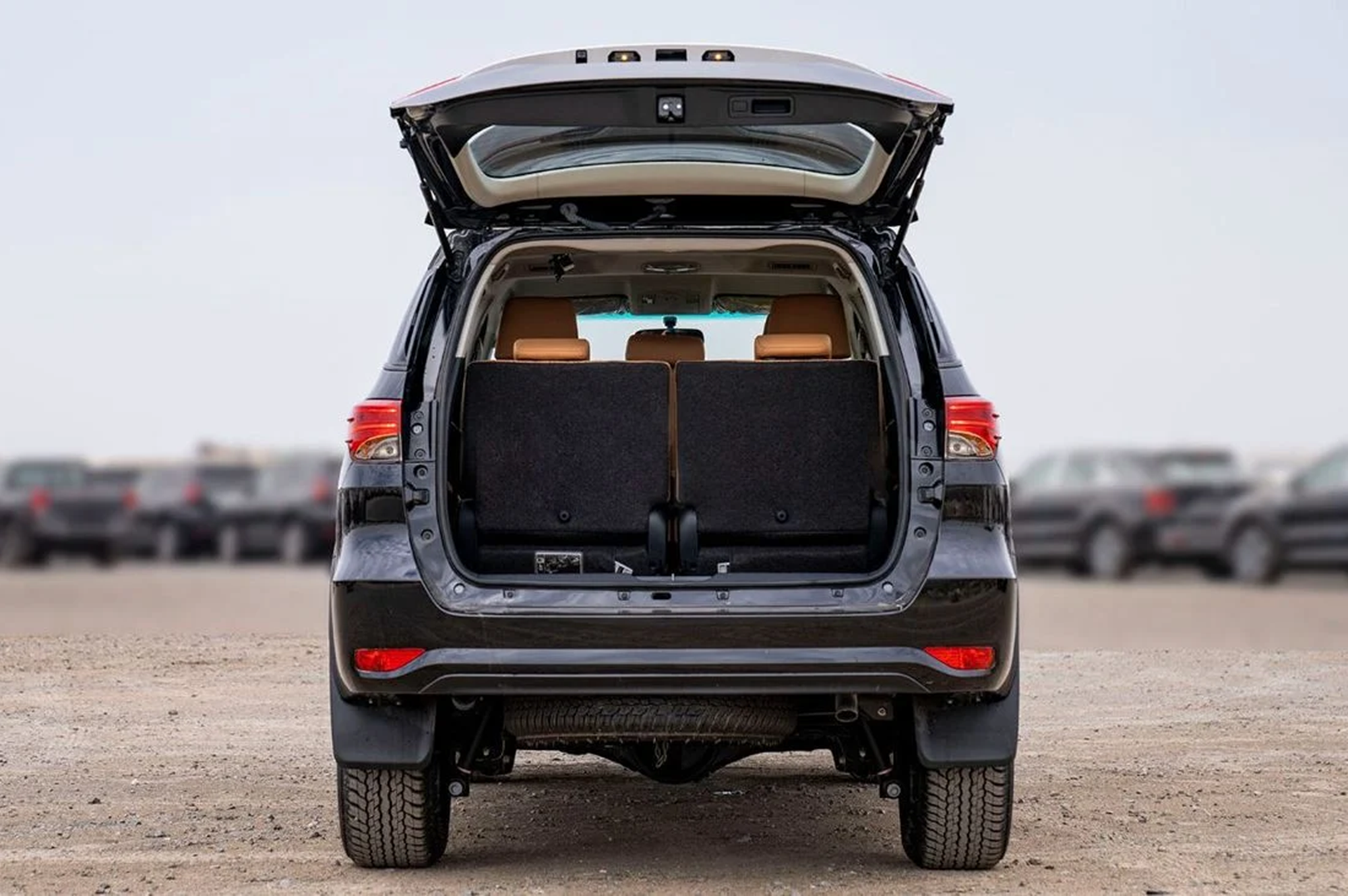 Thumbnail image of Toyota Fortuner 4x4 2.7L 2025