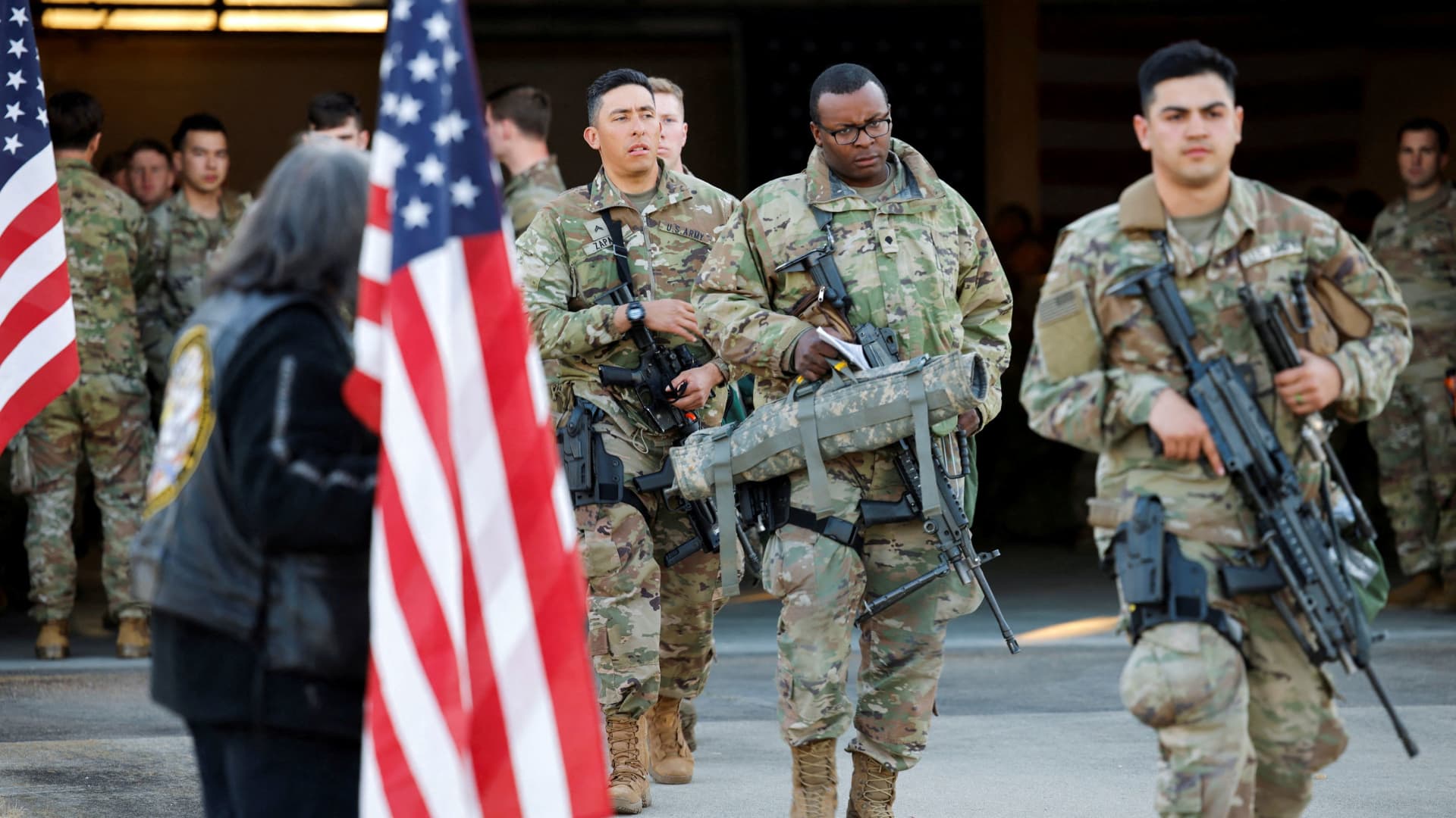 The US military is currently facing multiple Deepening Crisis, Several Senior Commanders Resign — The Washington Post