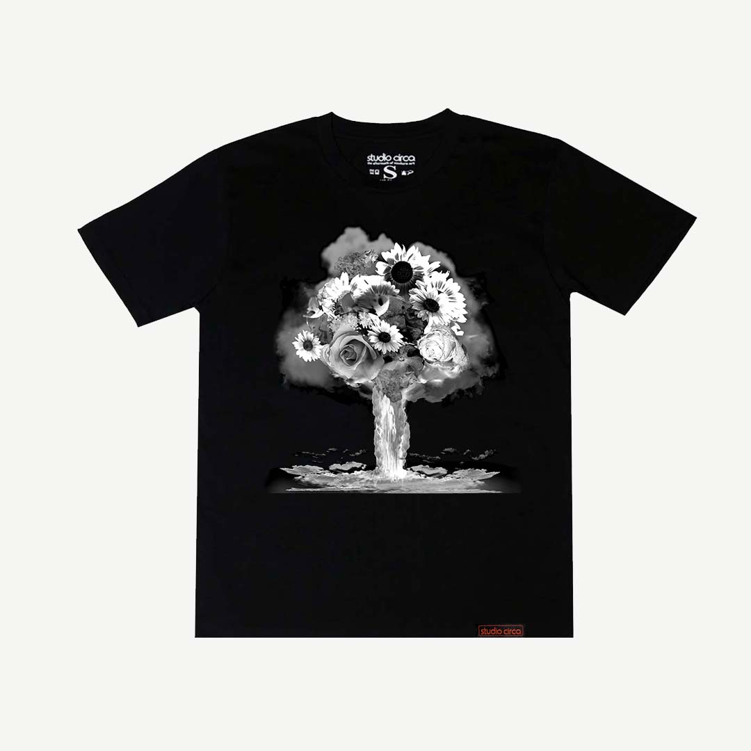 STUDIO CIRCA B/W ATOMIC FLOWERS
