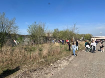 Невинномысцы устранили свалку у торговой базы